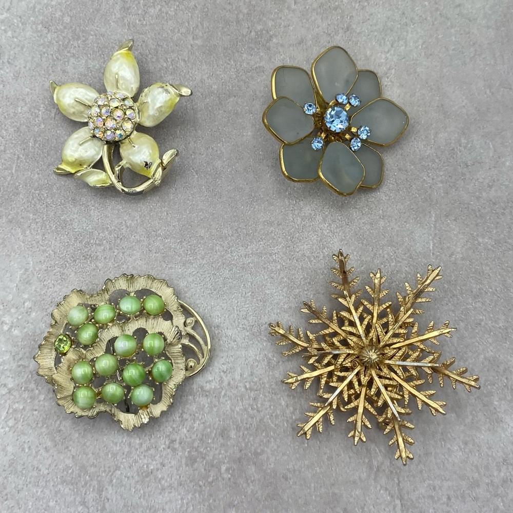 Vintage Brooch Pin Collection Lot 4  West Germany 2 Inch Flowers Snowflake Gifts